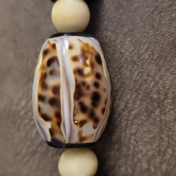 Vtg Estate Baroque Tiger Cowrie Shell Bone Beaded Tribal Nomad Necklace - Picture 10 of 11
